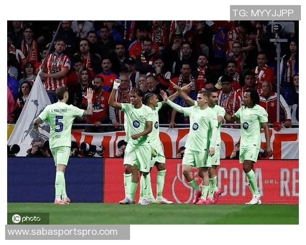 费兰托雷斯因腿筋不适缺席巴萨周中欧冠比赛影响球队阵容